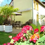 Apartment Violetta Vendeghaz *