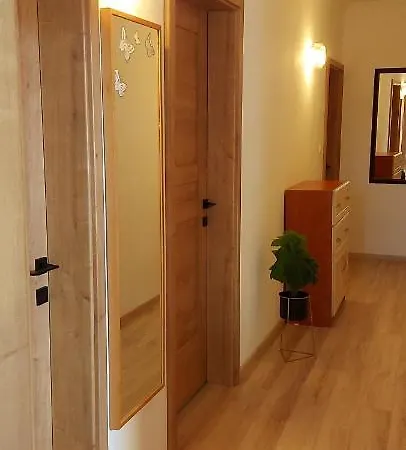 Apartament Violetta Vendeghaz *