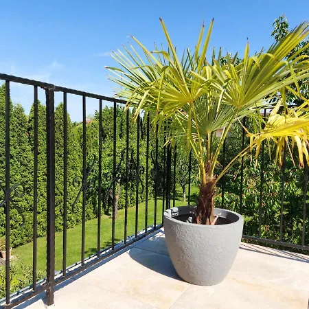 Διαμέρισμα Violetta Vendeghaz *