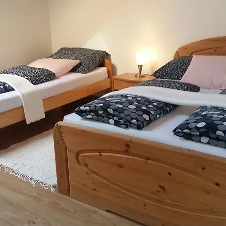 Violetta Vendeghaz Apartment
