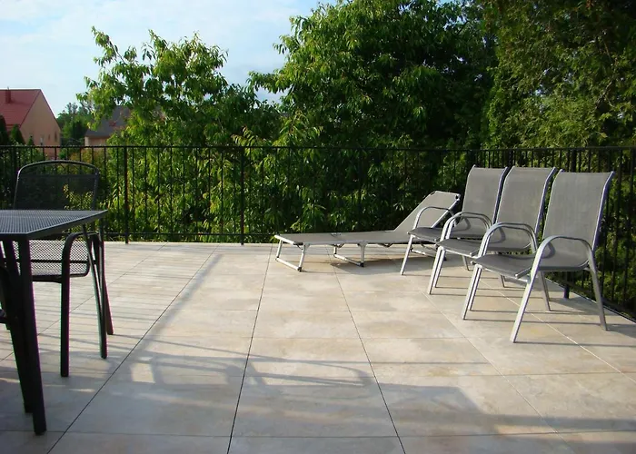 Violetta Vendeghaz 아파트