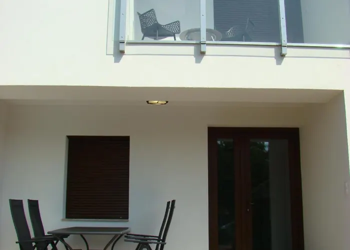 Violetta Vendeghaz 아파트 *