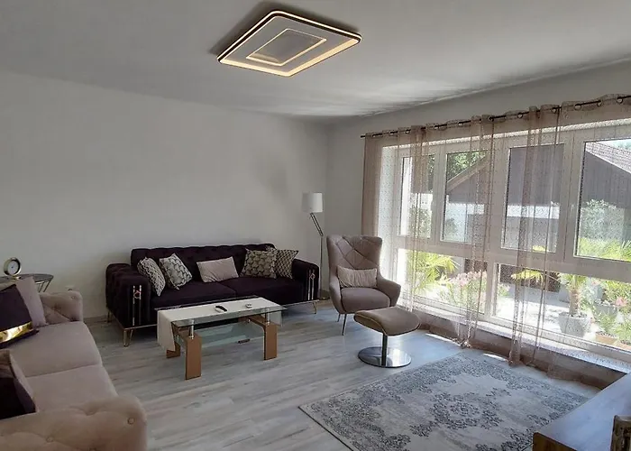 Violetta Vendeghaz *